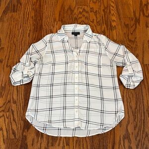 Fortune + Ivy, Women's, Christelle Button Down Blouse, Size M